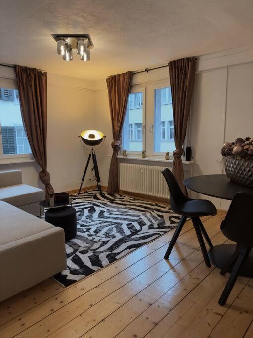 Suesse Wohnung In Zuercher Altstadt 3 Zürich Kültér fotó