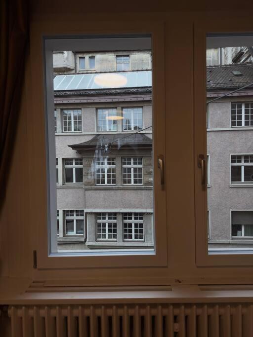 Suesse Wohnung In Zuercher Altstadt 3 Zürich Kültér fotó
