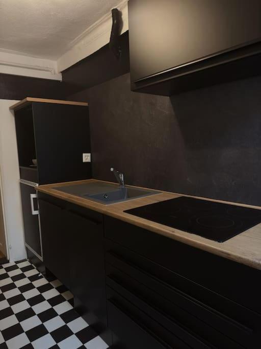 Suesse Wohnung In Zuercher Altstadt 3 Zürich Kültér fotó